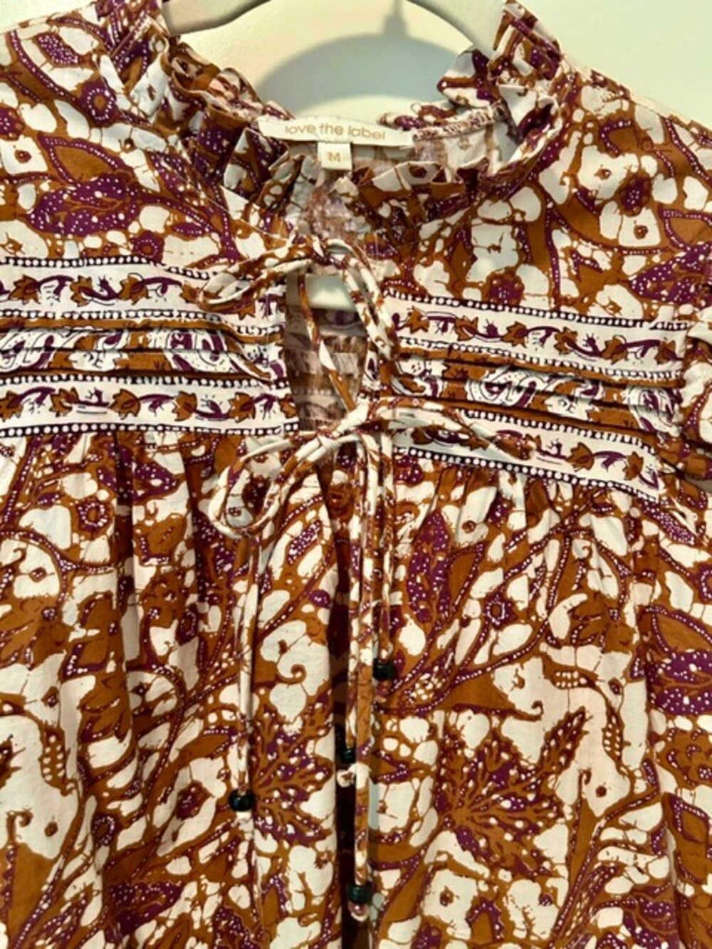 Festival Goers: Beautiful Love the Label Batik Pintuck Top M - Picture 4 of 8